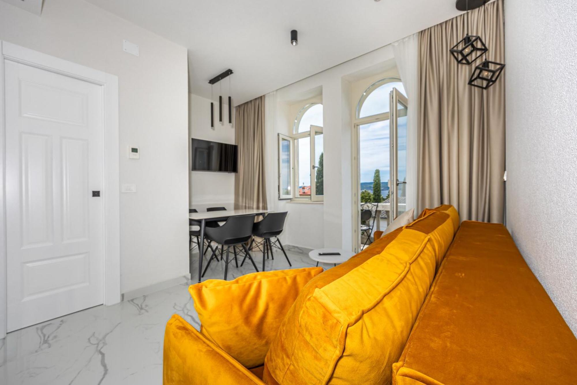 Villa Vita Luxury Apartments Crikvenica Eksteriør billede