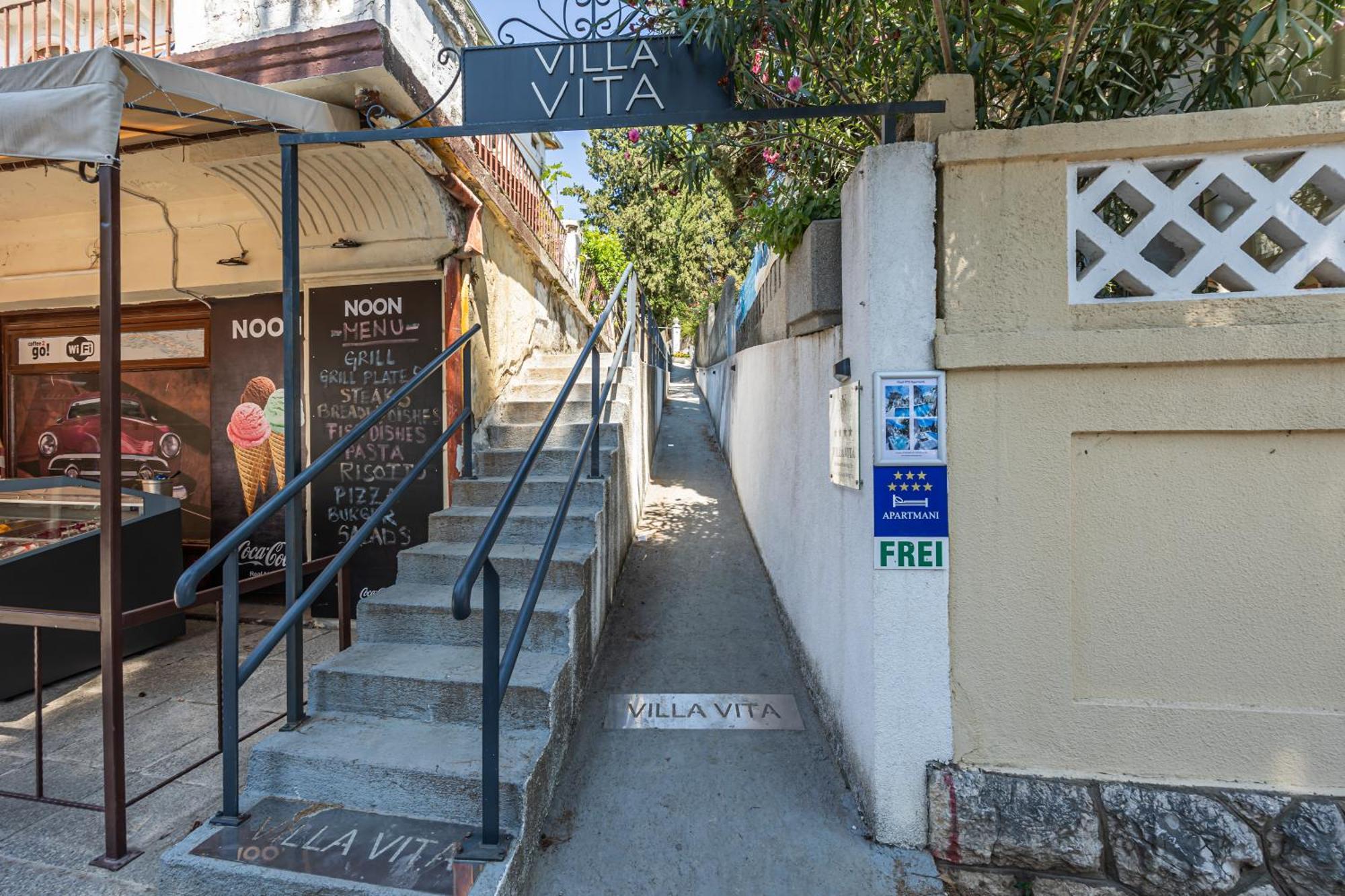 Villa Vita Luxury Apartments Crikvenica Eksteriør billede
