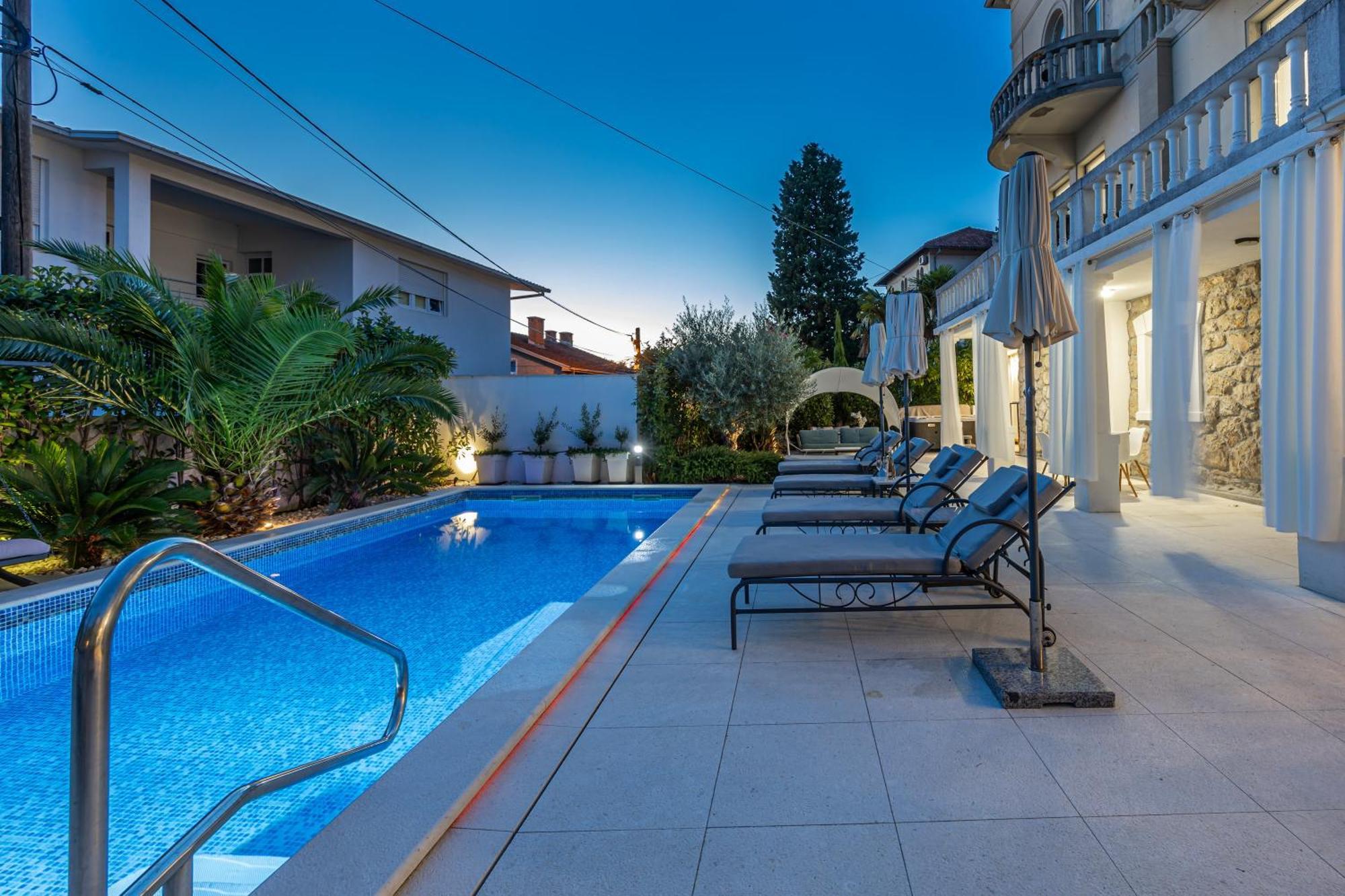 Villa Vita Luxury Apartments Crikvenica Eksteriør billede